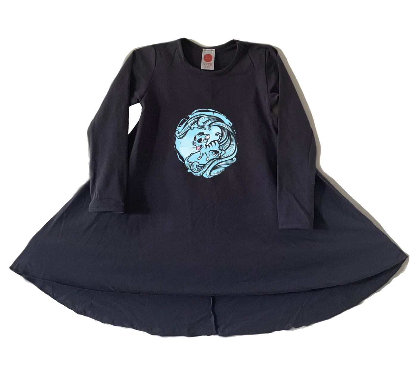 שמלה חתול גולש שמלה חתול גולש