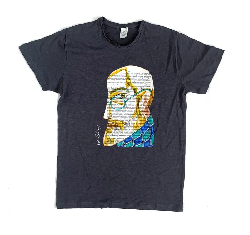 פרמיום טי גבר על עיתון