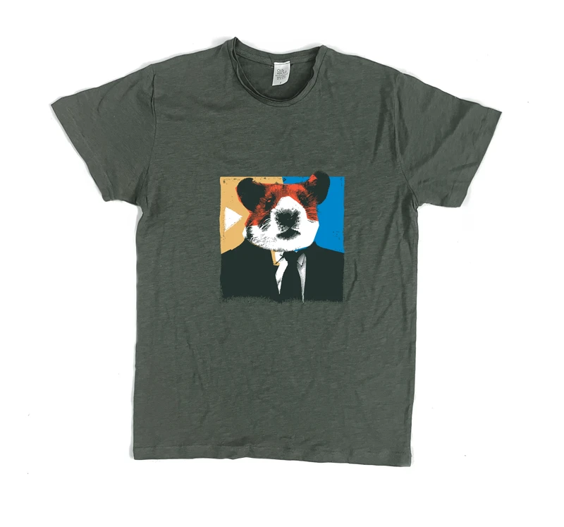 פרמיום טי אוגר בחליפה