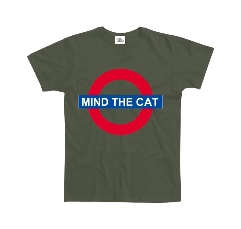 Basic Tee Considerate of Cats