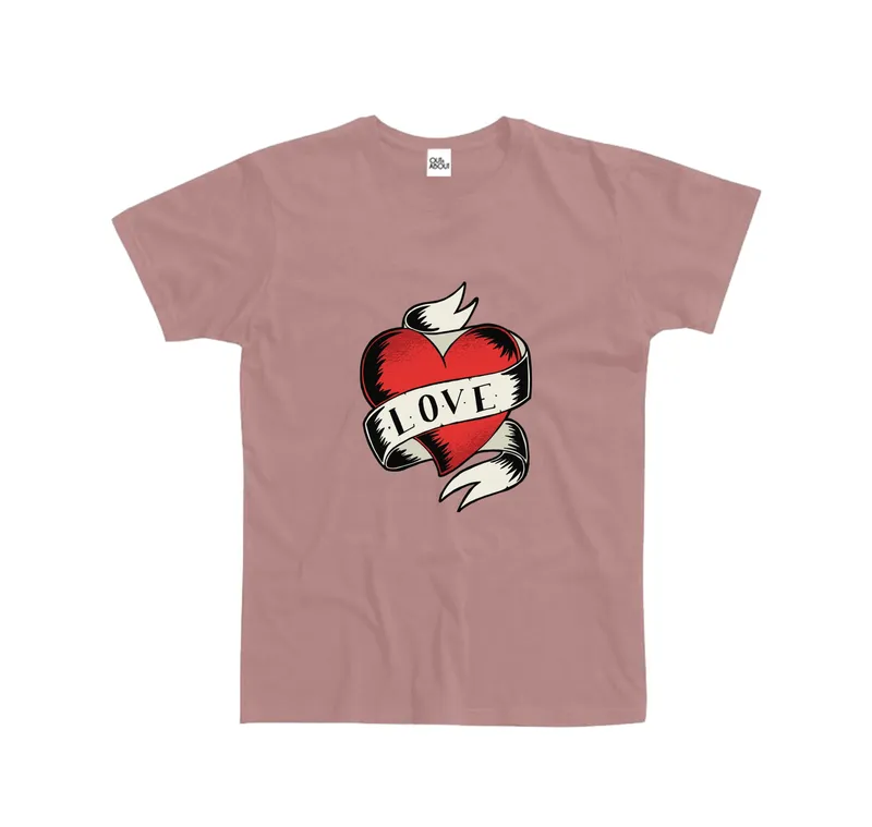 Basic T-shirt love tattoo