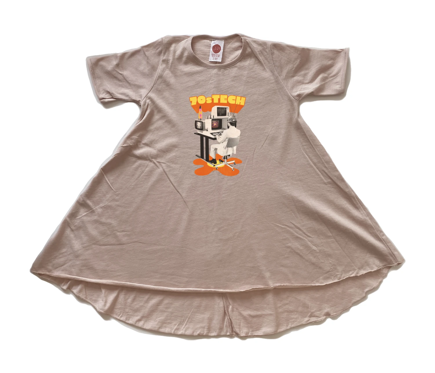 שמלה טכנולוגיית שנות השבעים