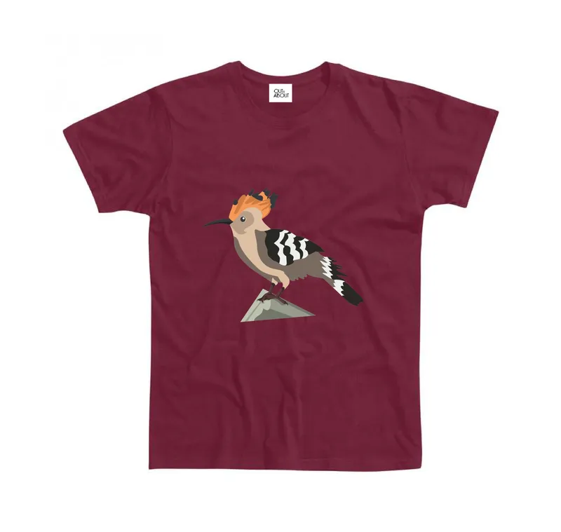 Basic T-shirt with a bird in the sky