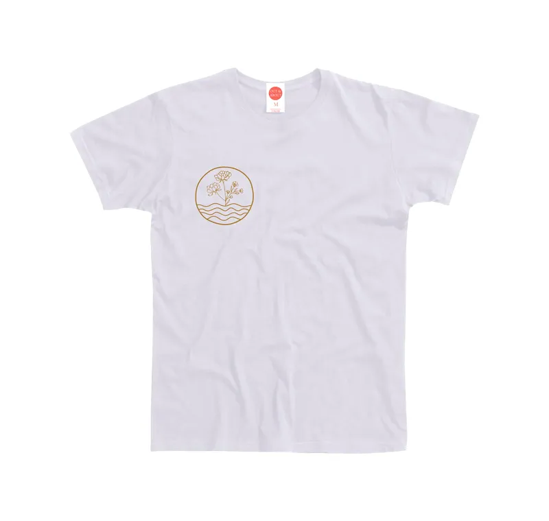 Basic minimalist floral tee