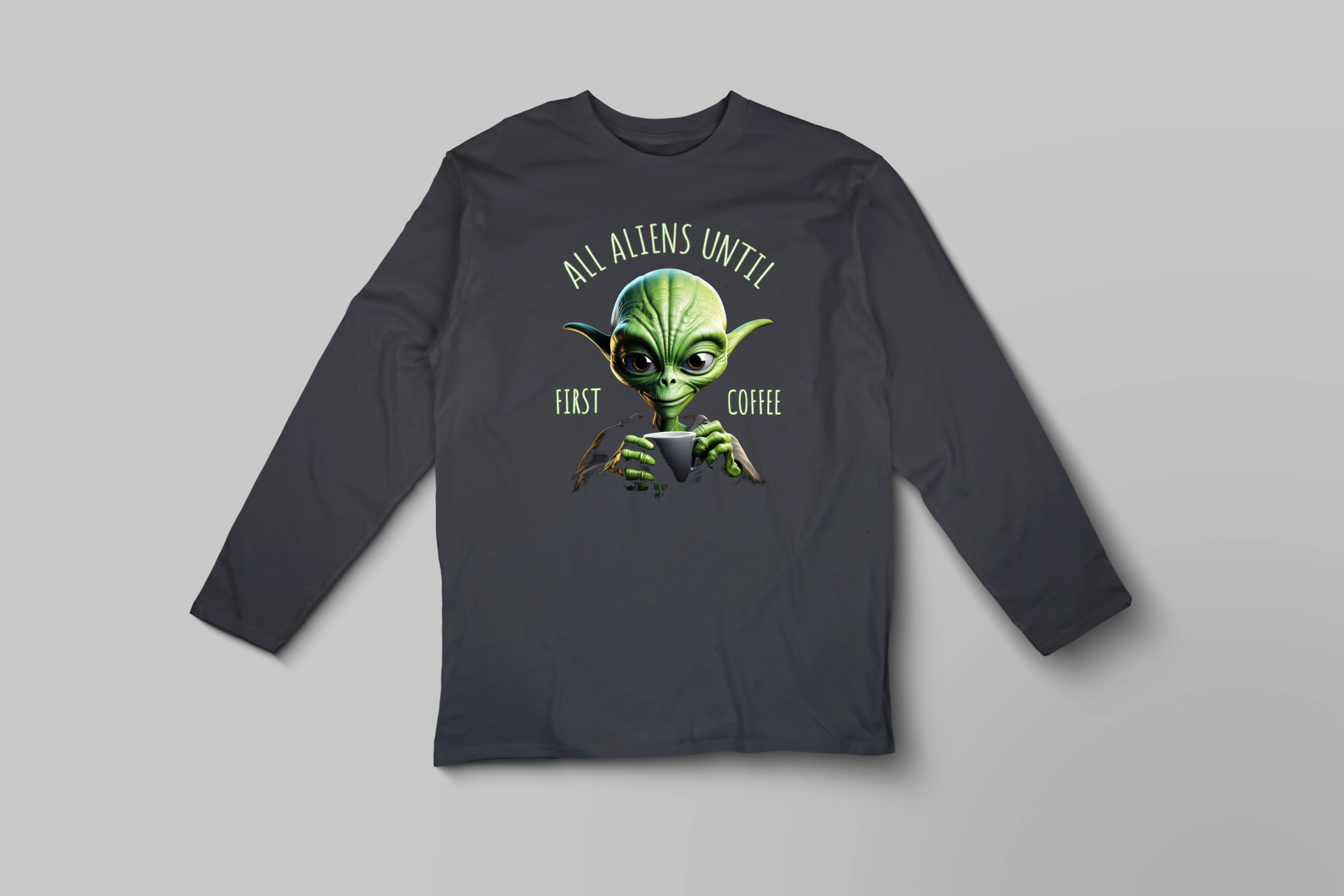 תצוגה חלופית של חולצה ארוכה קודם קפה ולפני חייזרים