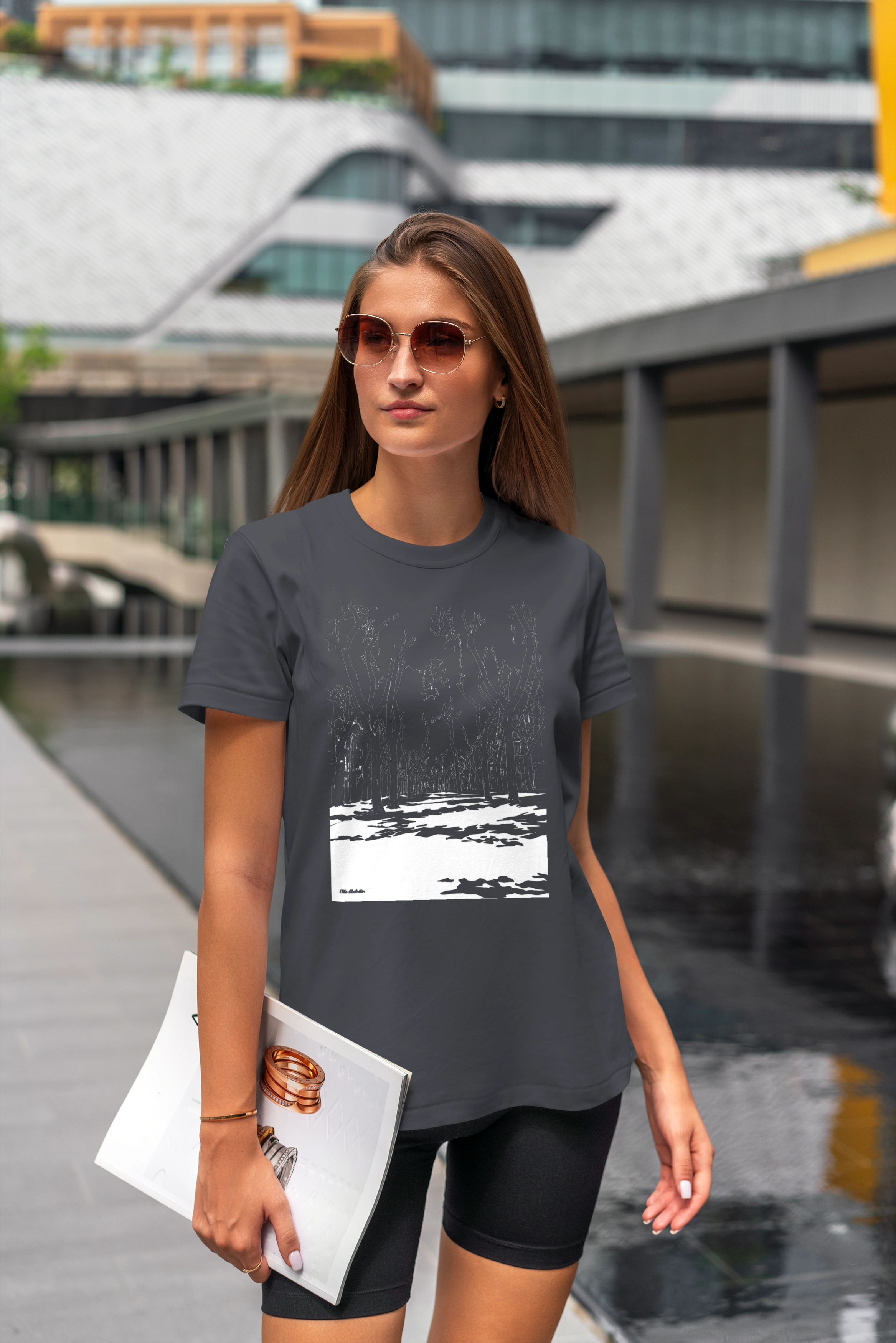 תצוגה חלופית של חולצה שדרה