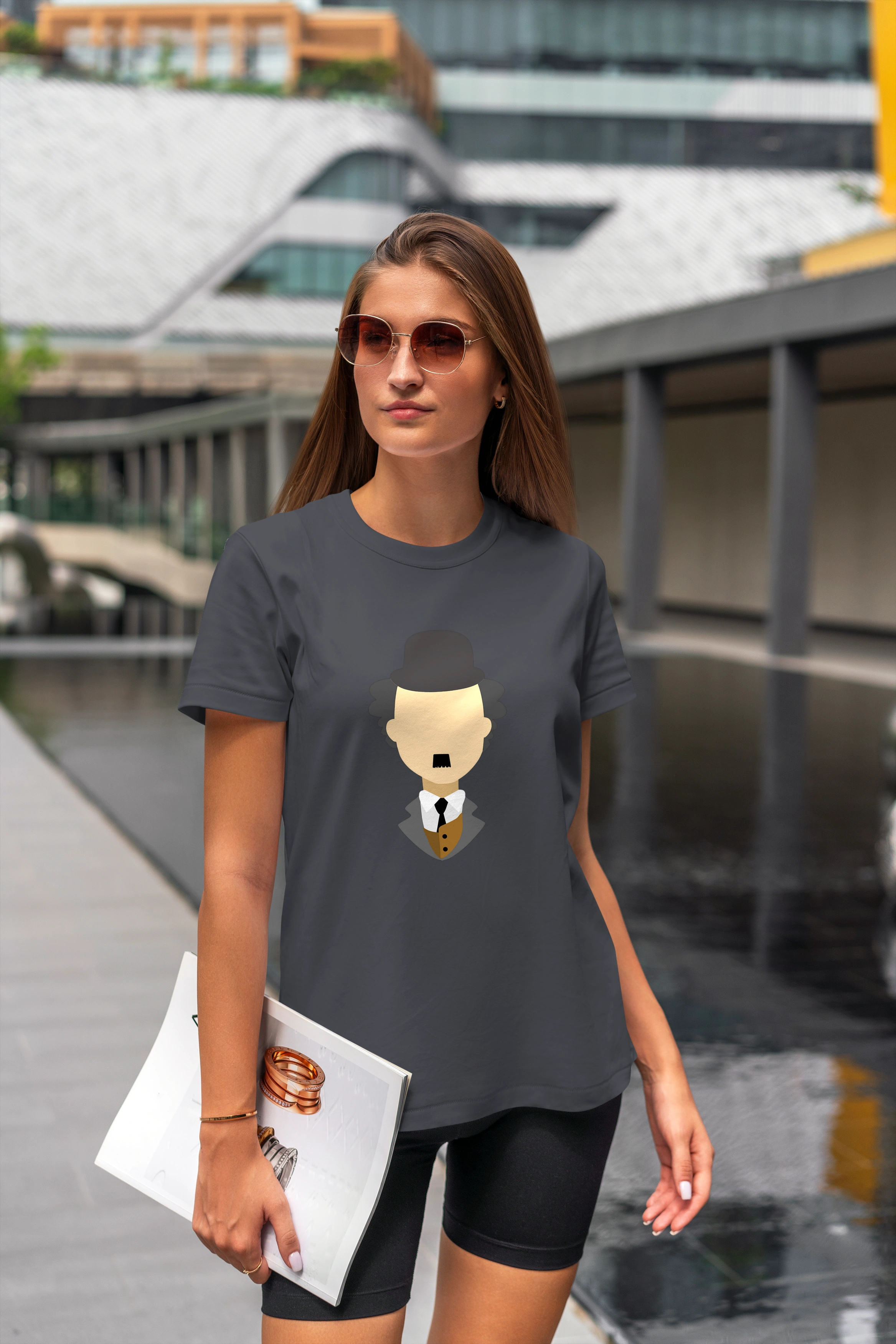 חולצה צ'ארלי צ'פלין