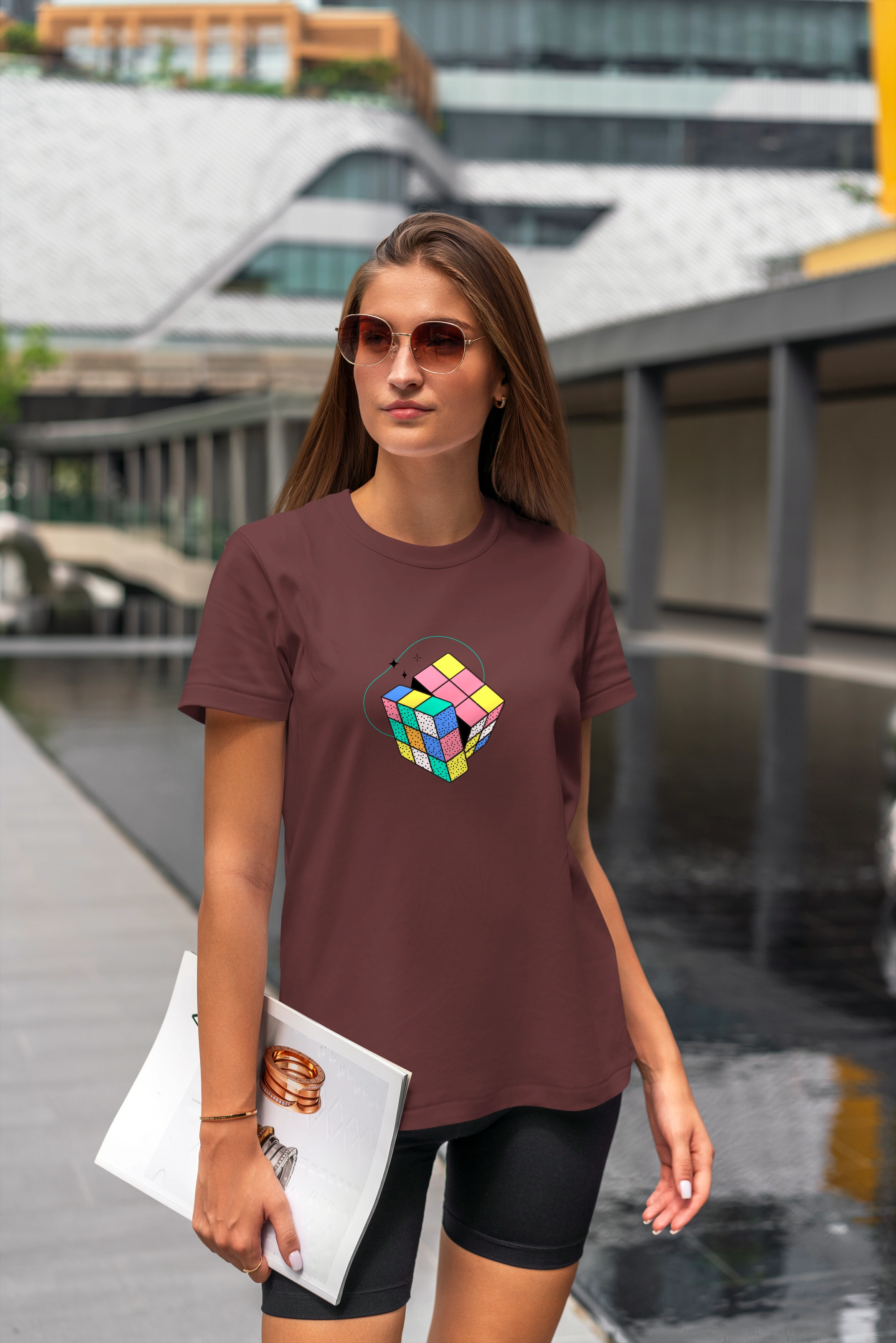 תצוגה חלופית של חולצה קוביה הונגרית רטרו