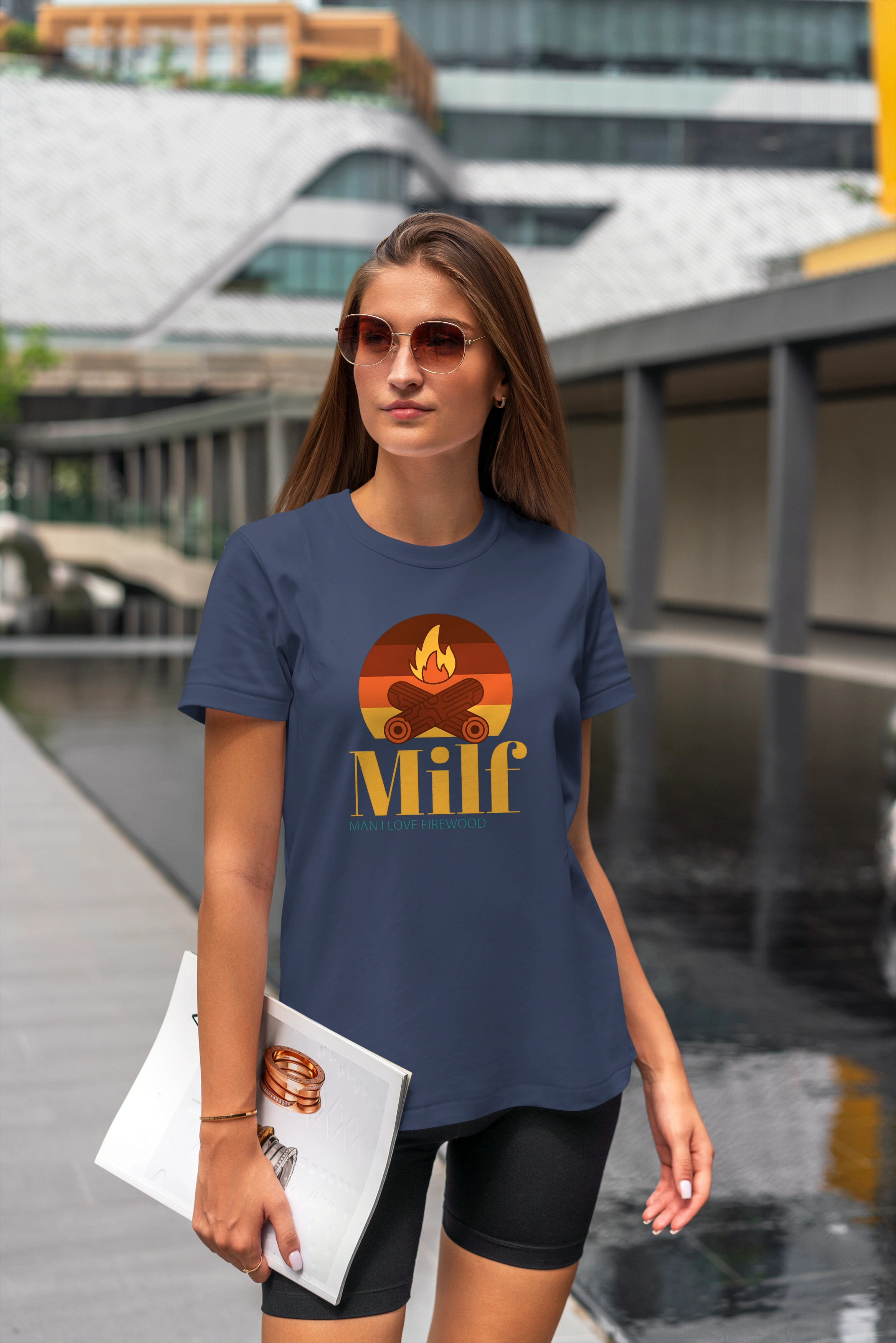 תצוגה חלופית של חולצה MILF מדורה