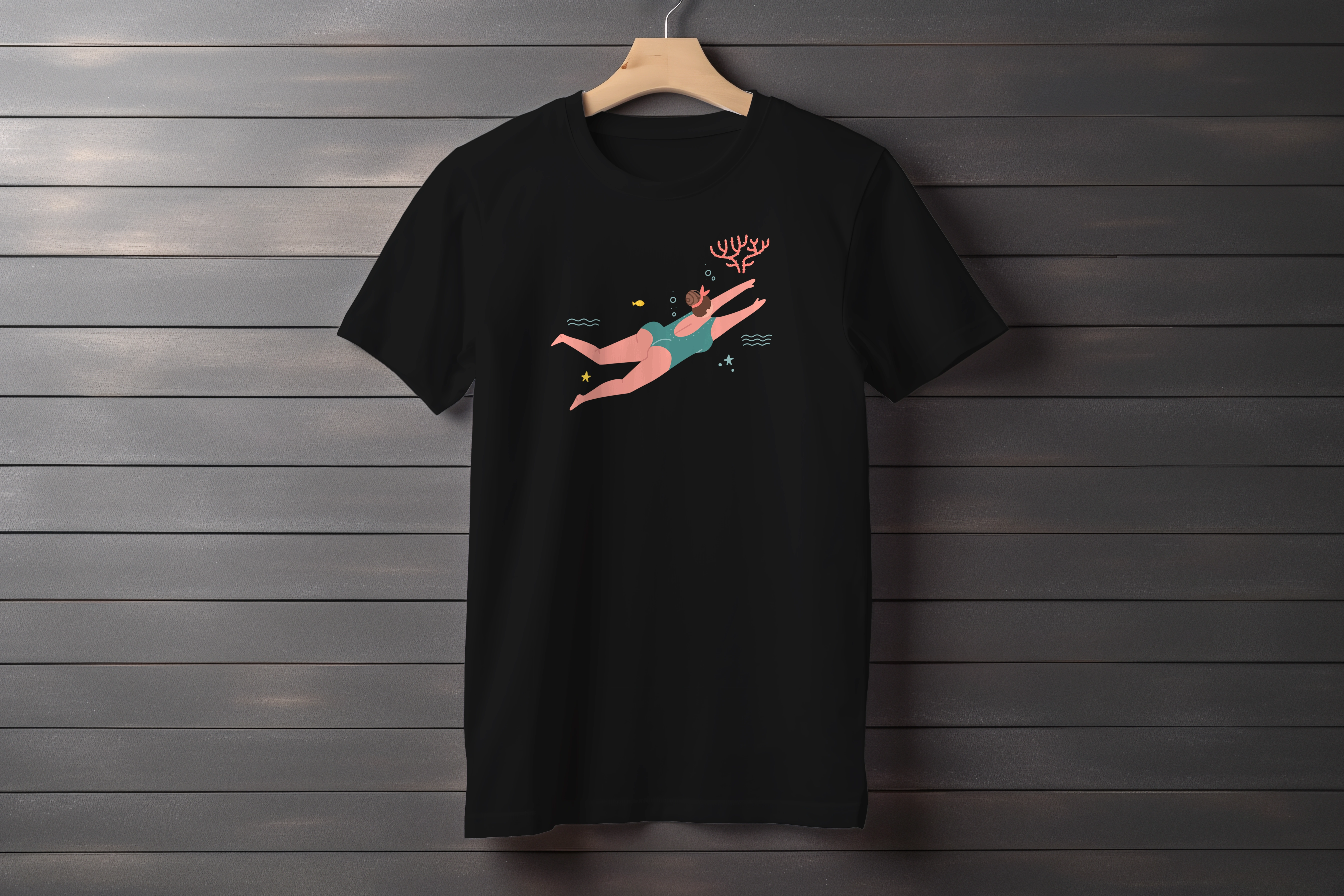 חולצה שחייה בים