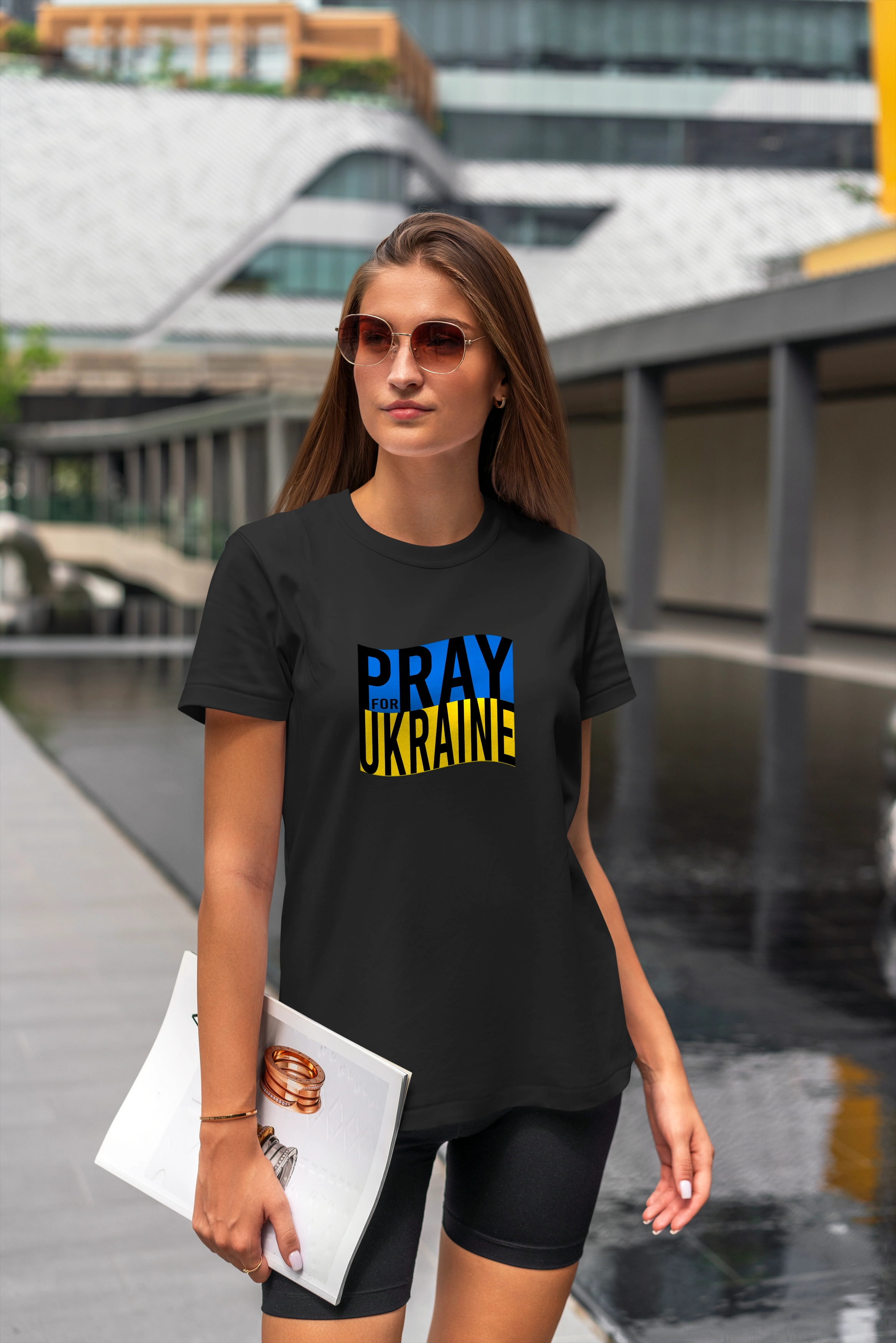 חולצה pray ukraine