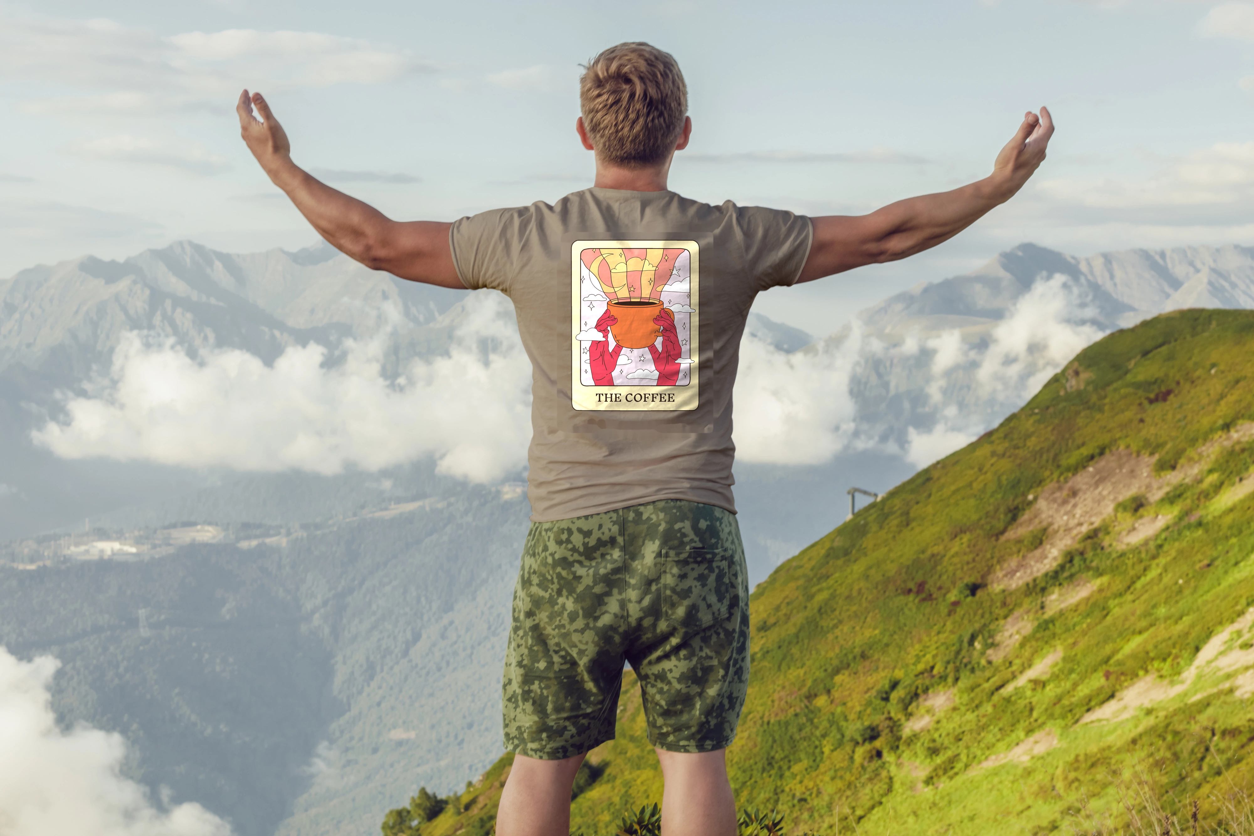 תצוגה חלופית של חולצה קלף טארוט - הקפה